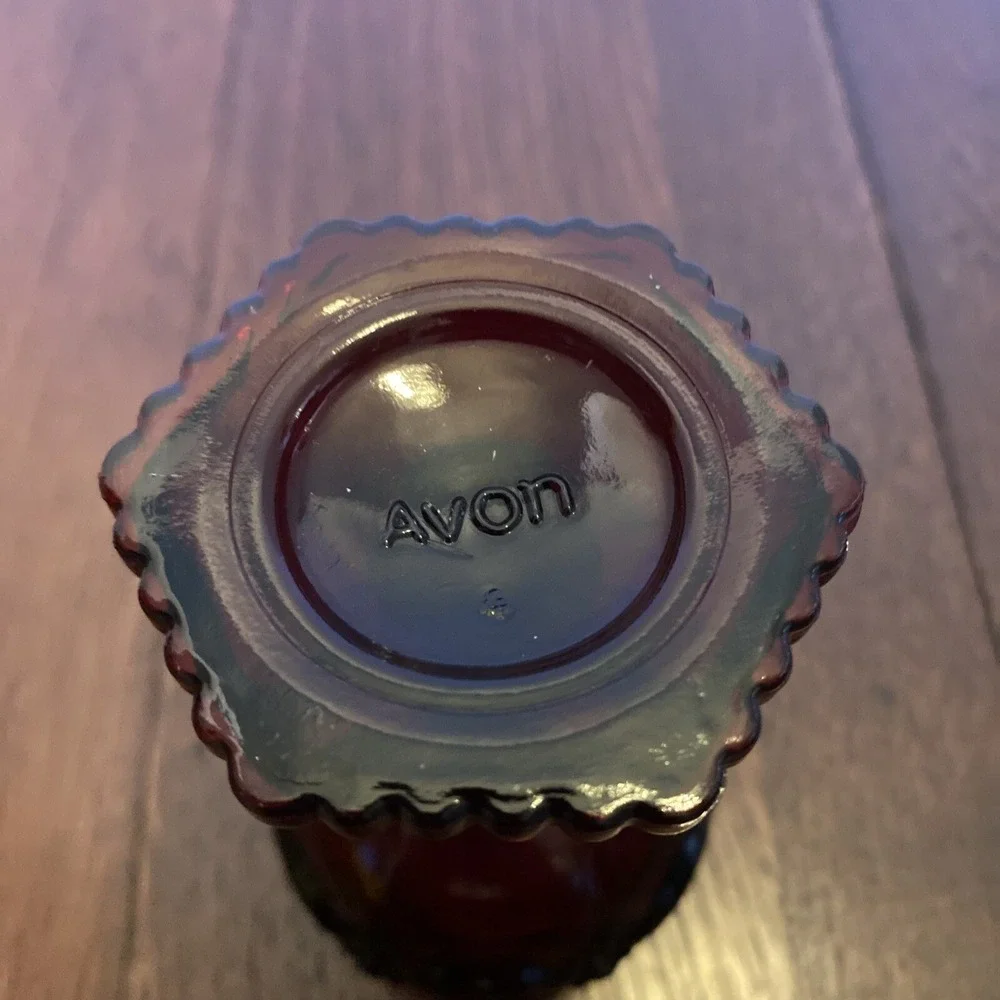 Avon 1876 Cape‎ Cod Collection Ruby Red Wine Goblet 4 1/2